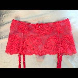 Garter skirt with panty VS